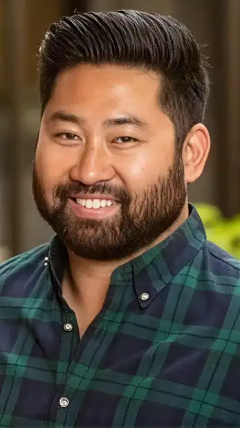 Dr. Alexander J. Bae